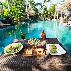 Nipa Riverside By The Little Hoi An