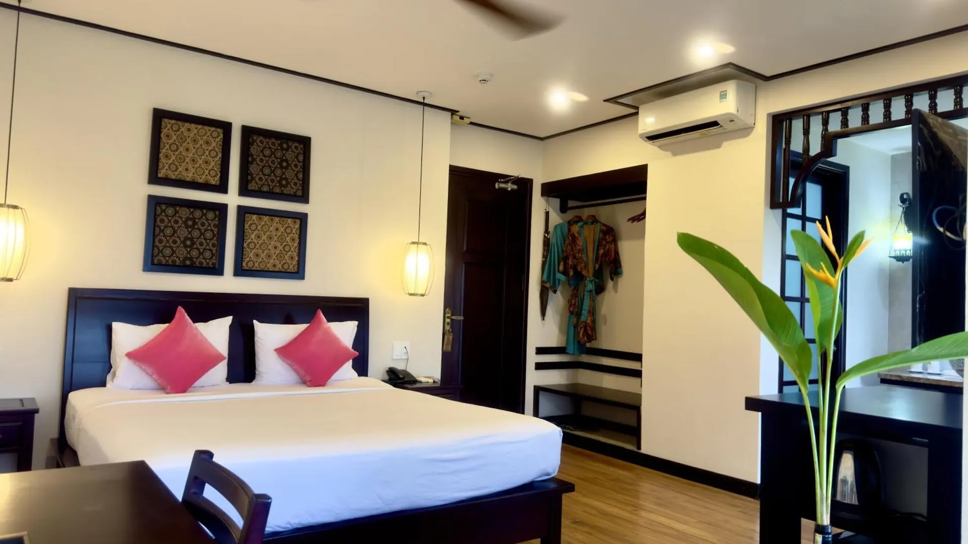 The Quin Riverside Villa Hoi An 0*,  Vietnam